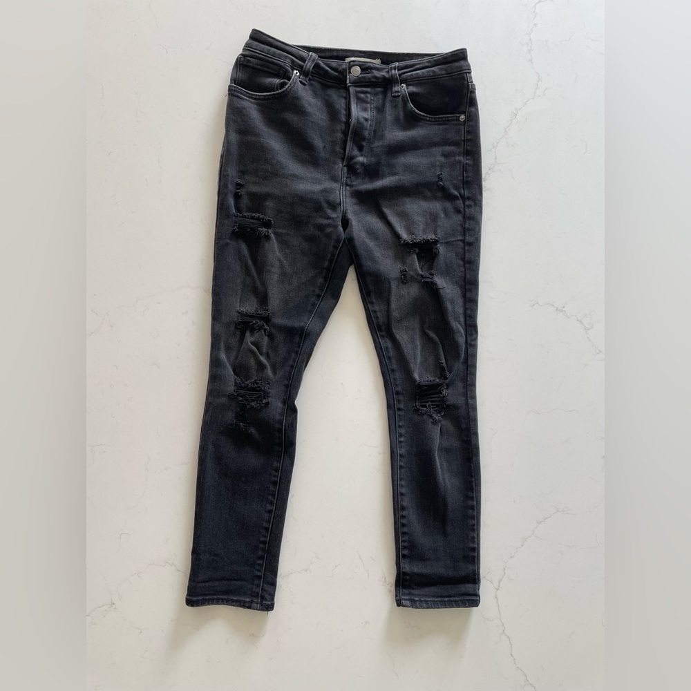 Distressed mom jean Forever 21